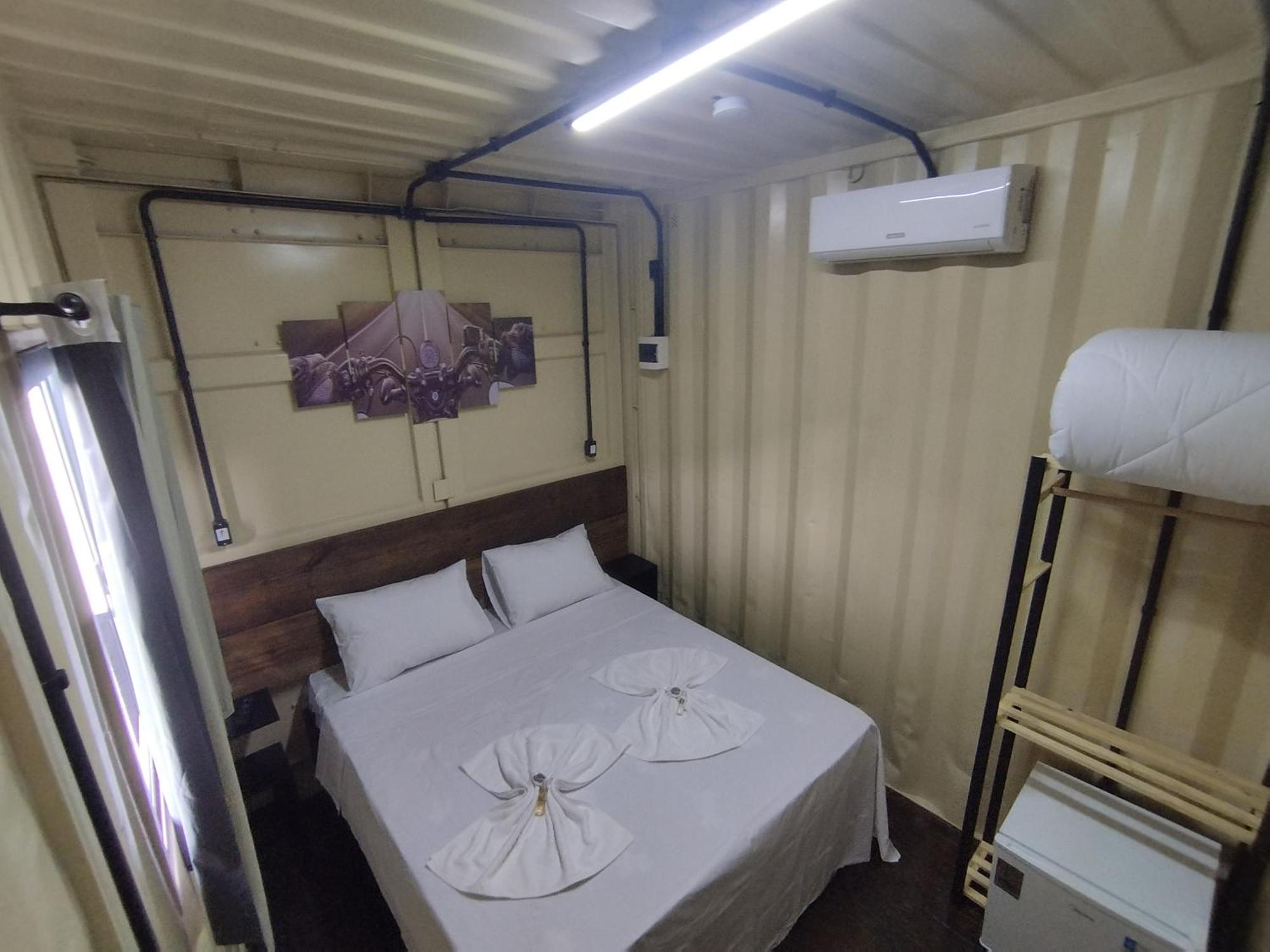 Moto Hotel